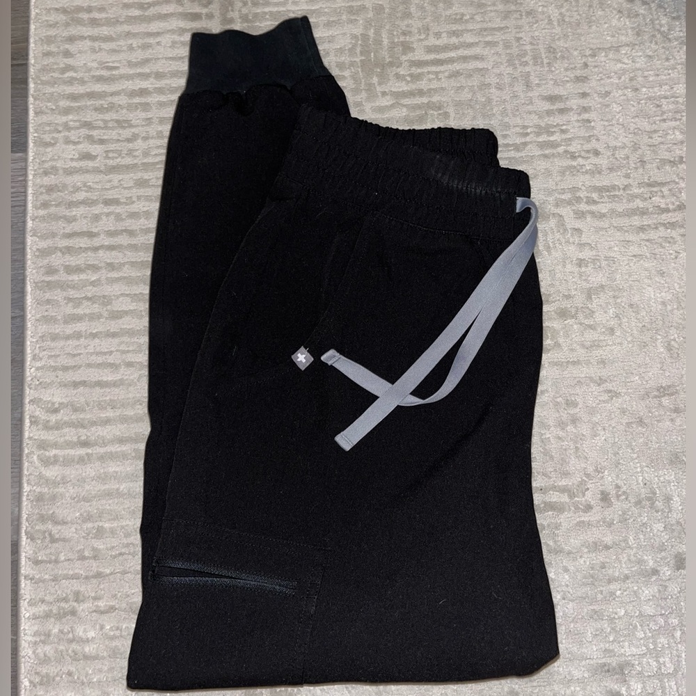 Figs Women's Black Joggers with Gray Drawstring